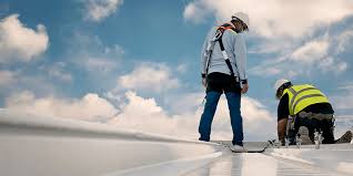 Best Emergency Roof Repair Services  in Ashtabula, OH